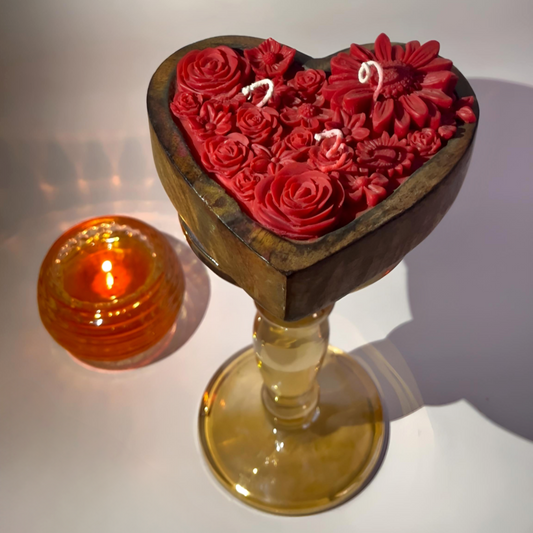 WOODEN HEART SHAPE CANDLE